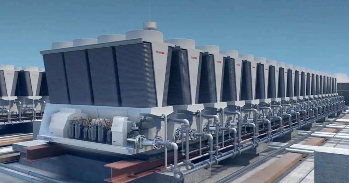 Batteria di refrigeratori modulari su edificio